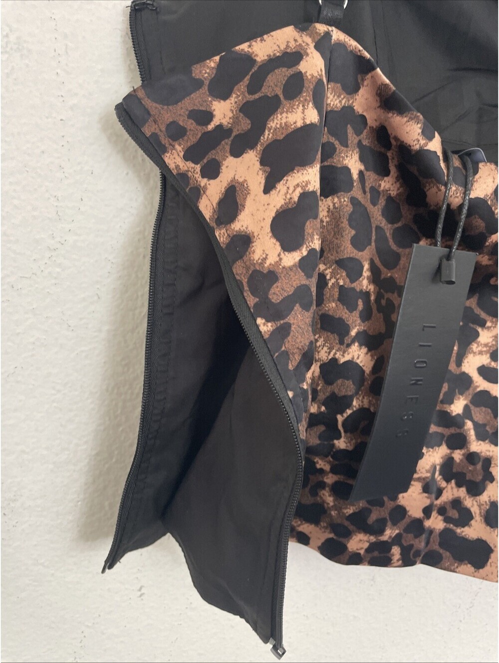 LIONESS Enigmatic Cami in Leopard Sleeveless Tank Top SIZE S NWT $59MSRP - Picture 5 of 8